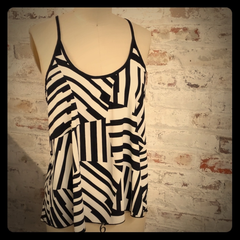 Amber Blue Geometric Top